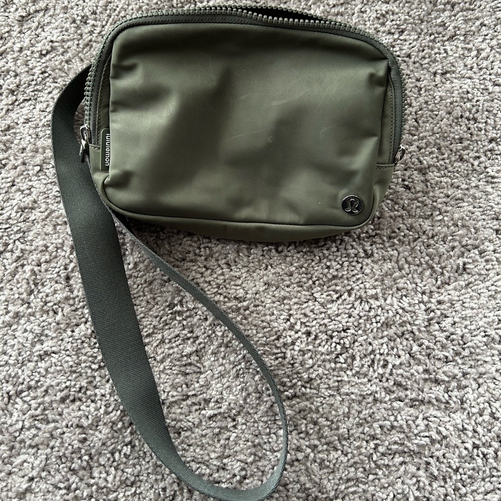 lululemon athletica Green Crossbody Bag